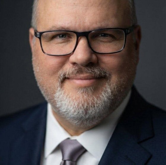 Steven Horvath, author of The Hard Knocks Series
